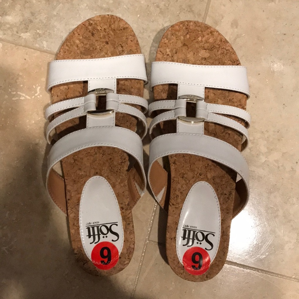 Sofft White Cork Sandals